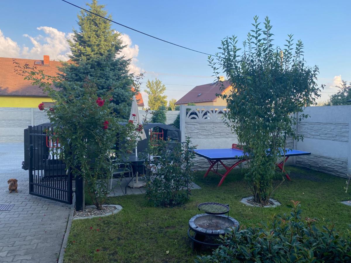 Appartamento Penzio Ostrava Esterno foto